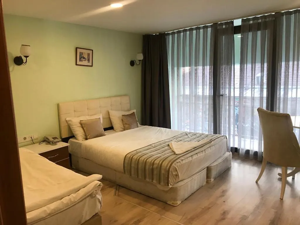 Historial Hotel Стамбул