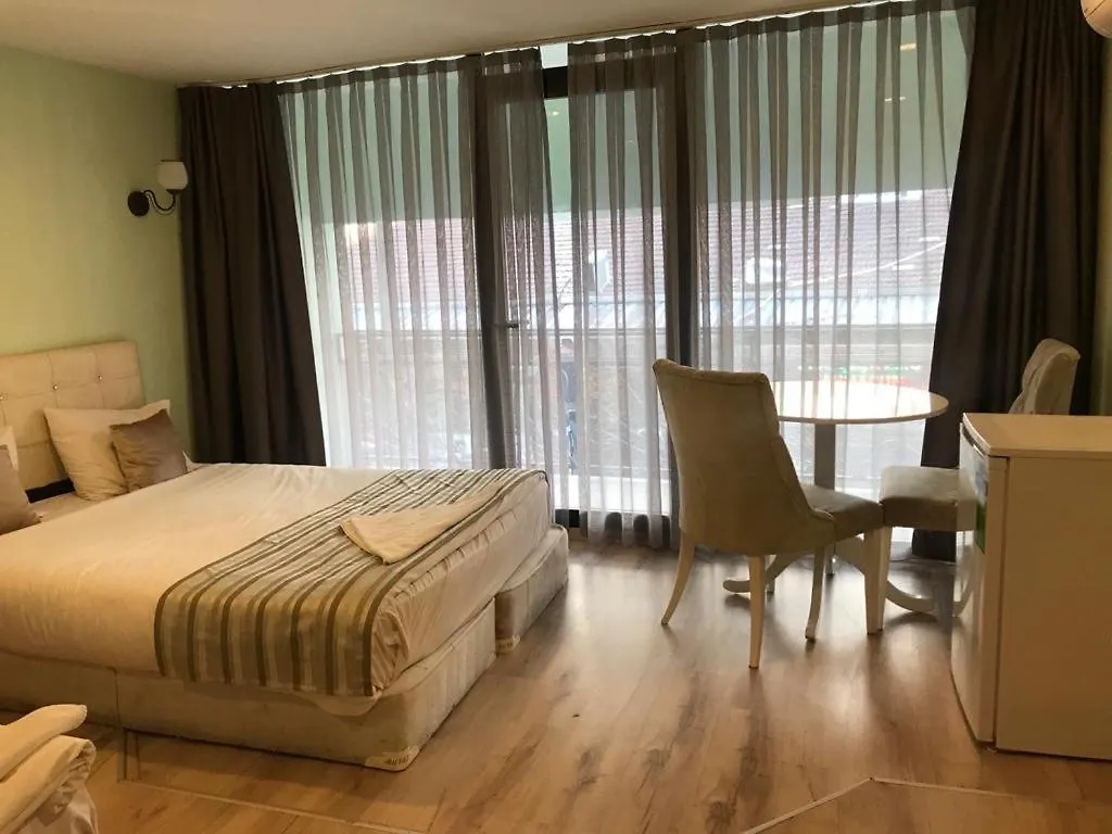 Historial Hotel Стамбул